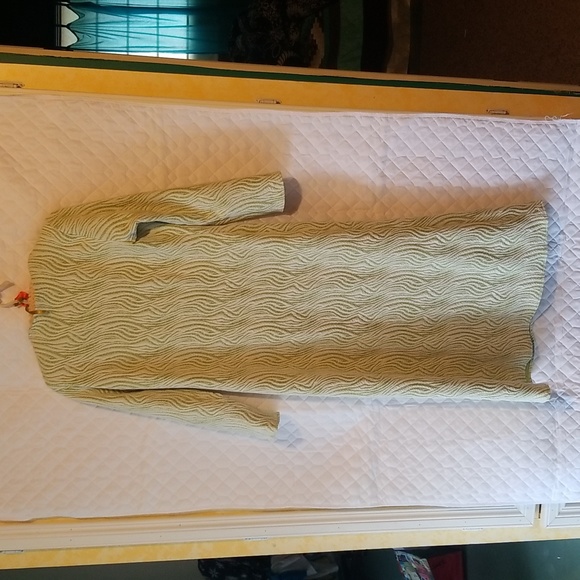 Dress heavy acrylic handmade no darts lime green - Picture 3 of 5